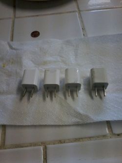 Iphone cube heat charger