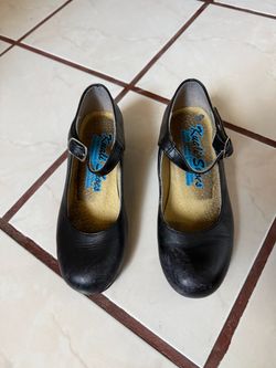 Girl folclórico shoes size 13
