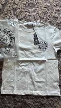 white small chrome hearts shirt