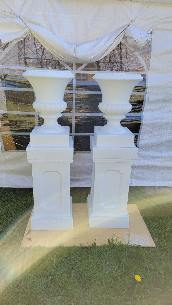 White Columns and Vases 