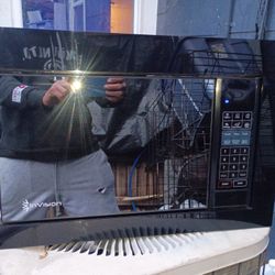 Ge Invision Microwave Oven Residential With Trim Kit  Works 100 Percent New 