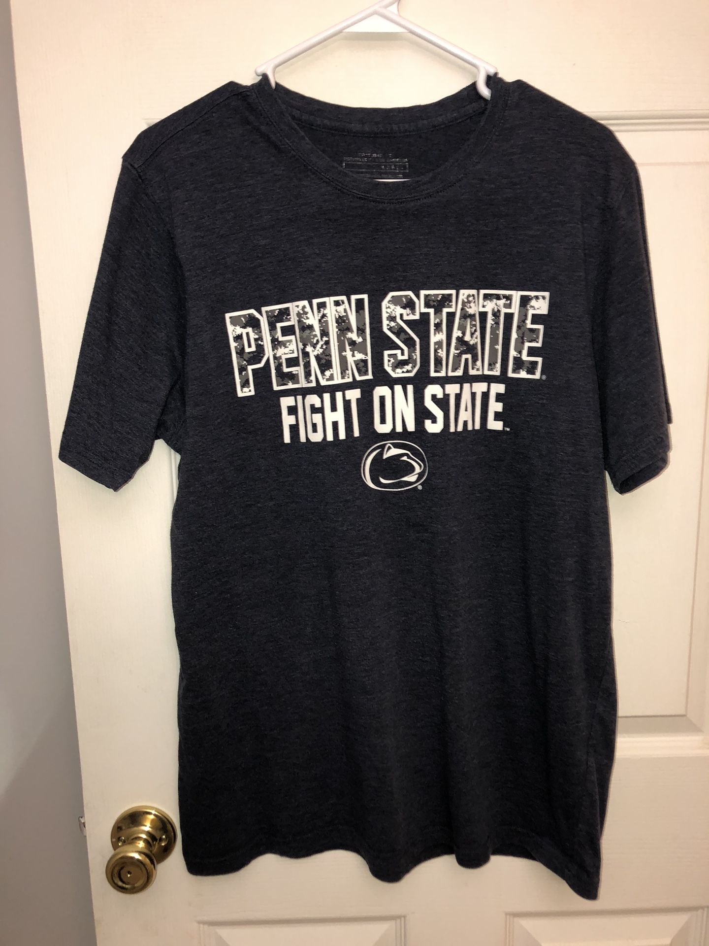 Penn State PSU T-Shirt sz Large Navy - EXCELLENT - $5