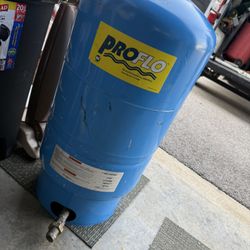PROFLO PF-20 20 Gallon Steel Pump Tank, manufactured by AMTROL  2009