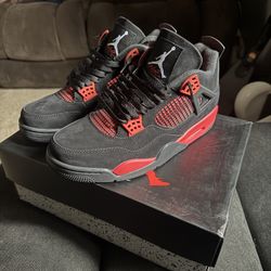 Jordan 4 Red Thunders Size 10.5 