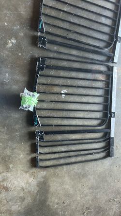 Baby/ dog gates