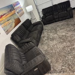 🌟 Ashley Furniture 3pc Modular Electric Reclining Couch ,Loveseat, & Lounge Chair ( FREE DELIVERY 🚚)