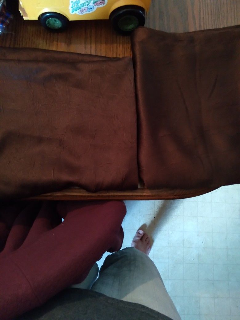 Hanging Curtains With Clips