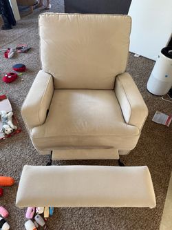 Rocker recliner￼