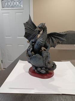 Black Winged Baby Dragon Egg Hatch Dungeons & Dragons Fantasy 11 Vtg 90's  $45 OBO 