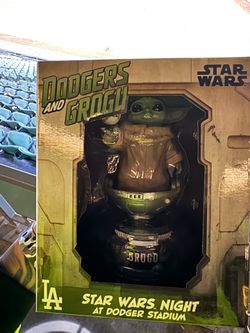 Star Wars night Grogu