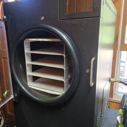 HARVEST RIGHT Freeze Dryer