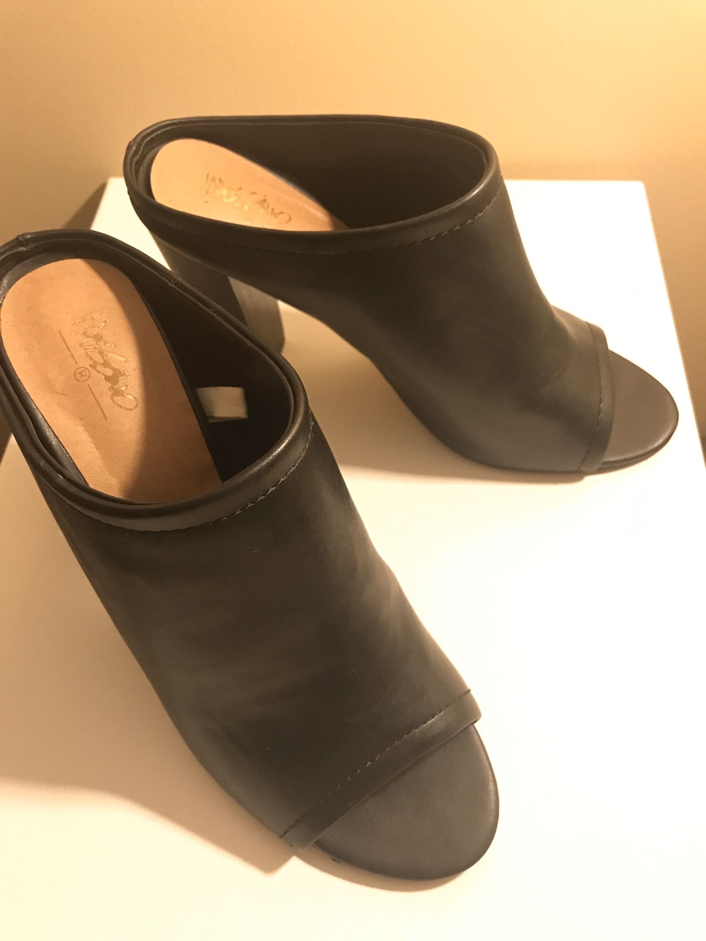 Women’s heels size 8 1/2
