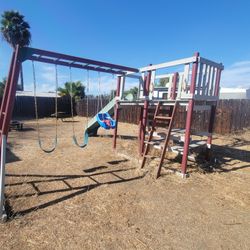 Free Swingset 
