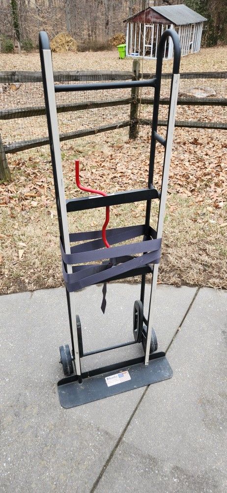 New Milwaukee 800 lb. Capacity Appliance Hand Truck