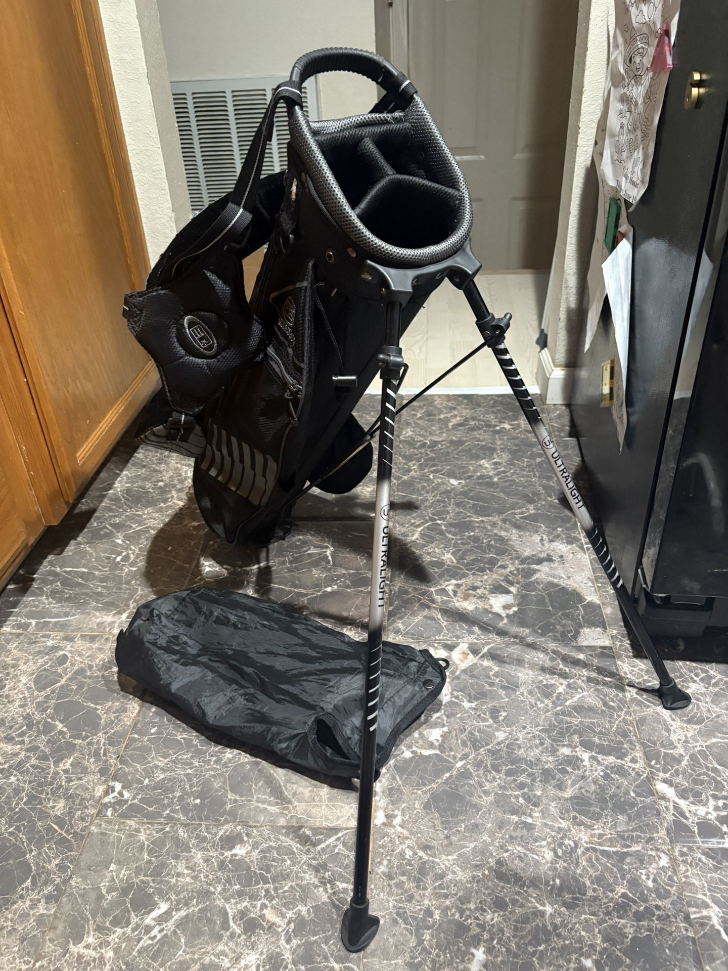 US Kids Golf UL UltraLight Golf Bag With Kickstand and Carrying Strap