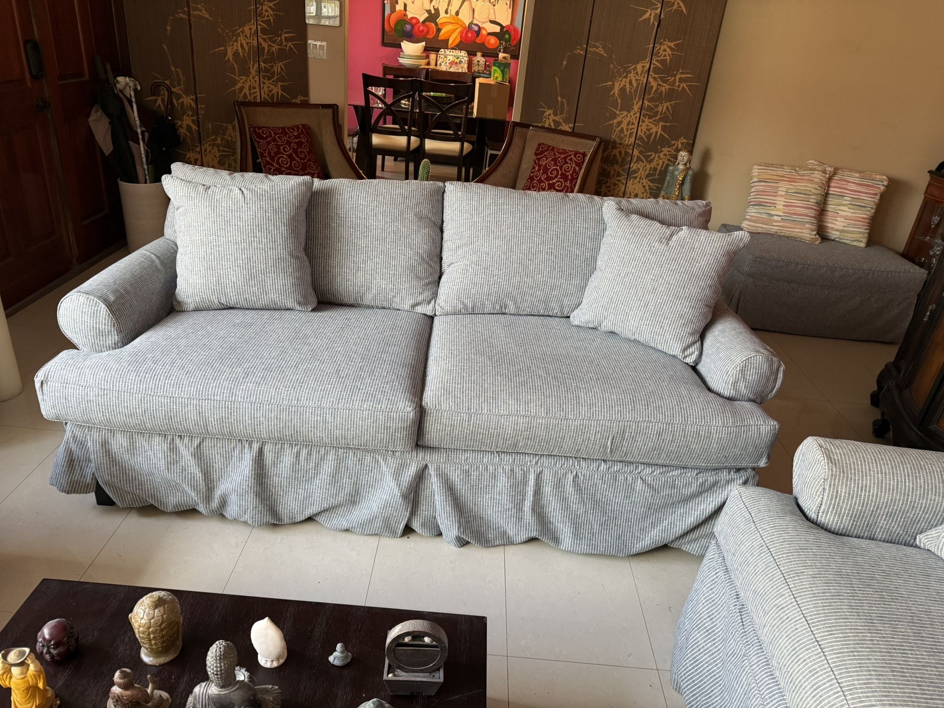 Sofa bed / Loveseat / Ottoman Like New