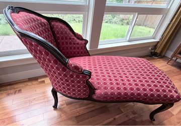Chaise lounge
