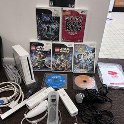 Nintendo Wii Bundle 