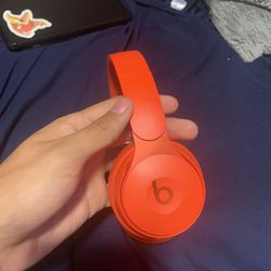 Beats Solo Pro