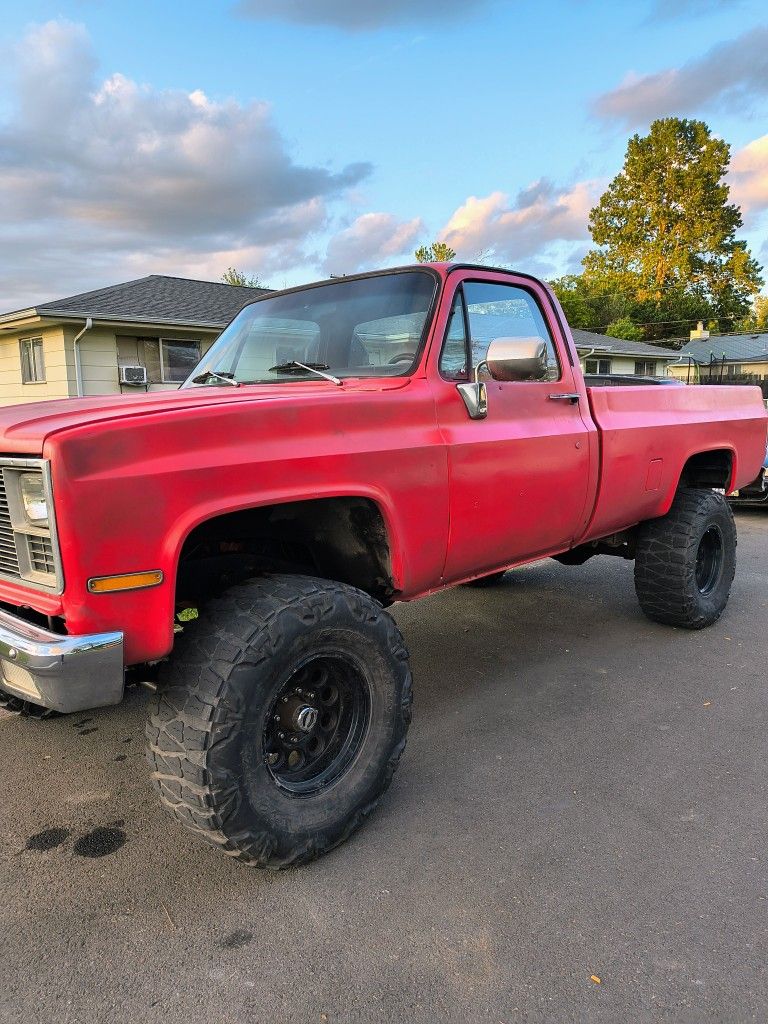1982 GMC Sierra Classic 2500
