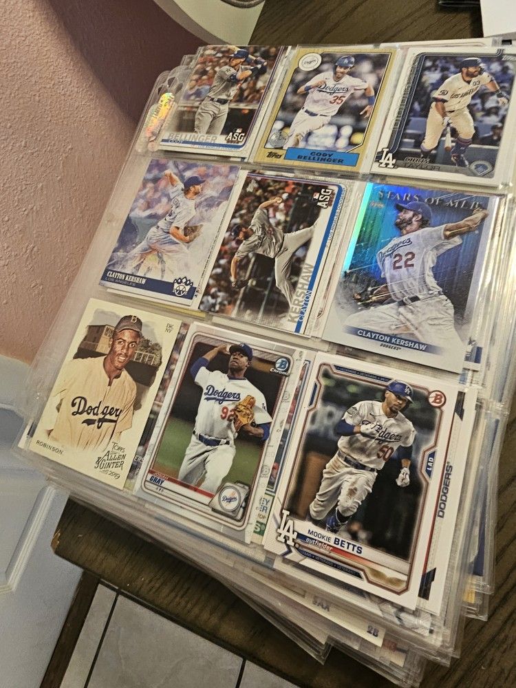 Los Angeles Dodgers 1(contact info removed) 36 Album Pages Double Sided With Some 600 Cards 