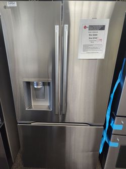 24 cu. ft. Counter Depth MAX Zero Clearance 3-Door French Door Refrigerator with Craft Ice in PrintProof Stainless Steel