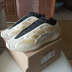 Yeezy 700