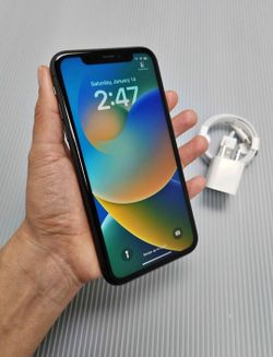 iPhone 11, Factory UNLOCKED,  Excellent Condition.