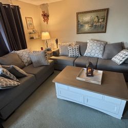 Beautiful Living room set 