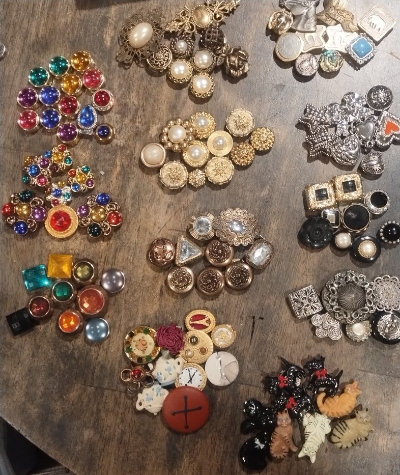 Vintage Buttons Covers