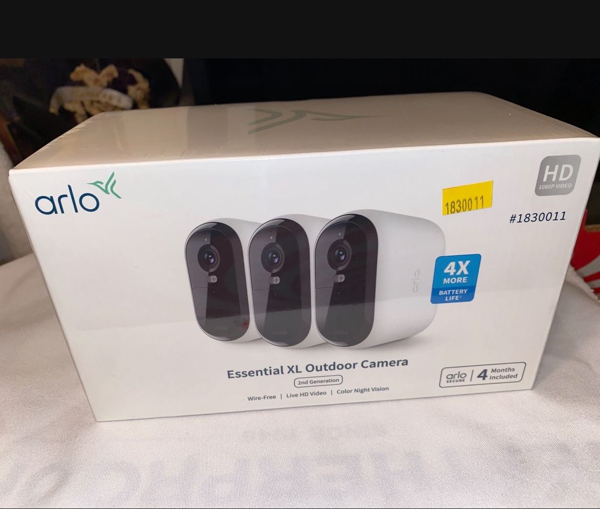Arlo Essential XL Outdoor HD Camera (2nd Gen) 3 Pack with 4 Month Subscription