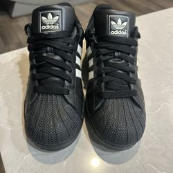 Like New Adidas Originals Superstar 82 Core Black Footwear White