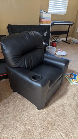 Kids recliner chair