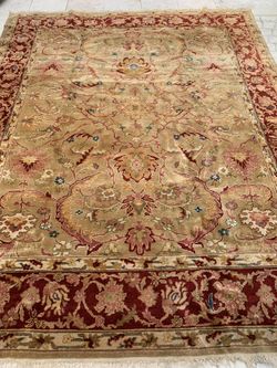 Hand-knotted Persian Hindu Mahau rug 8’x10’7”