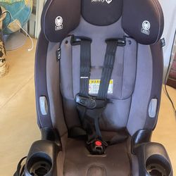Infant / Toddler Car Seat