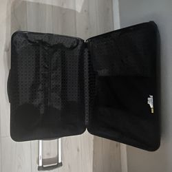 Luggage-hard-shell, Segue