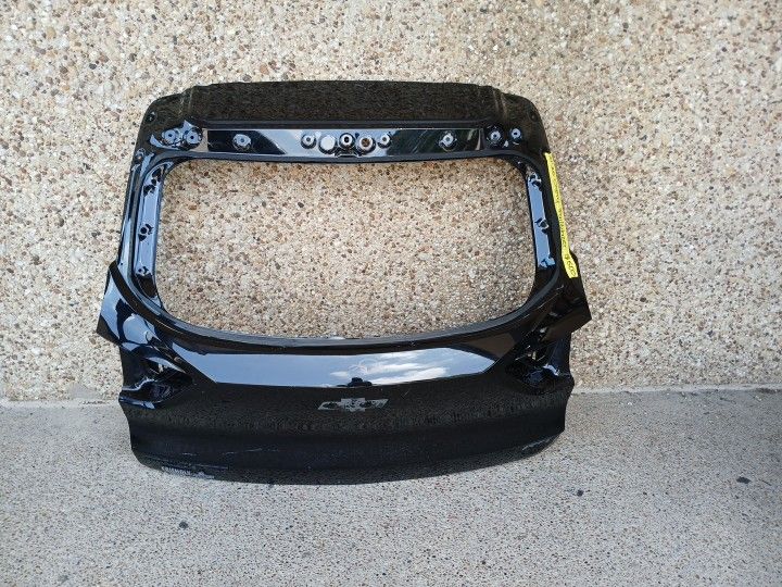 2021-25 Chevy Trailblazer Tail Gate 