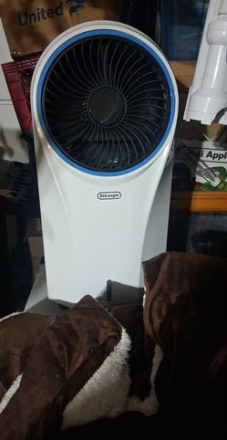 Portable evaporative cooler