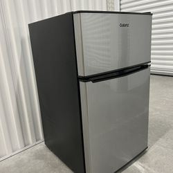 Galanz Mini Fridge