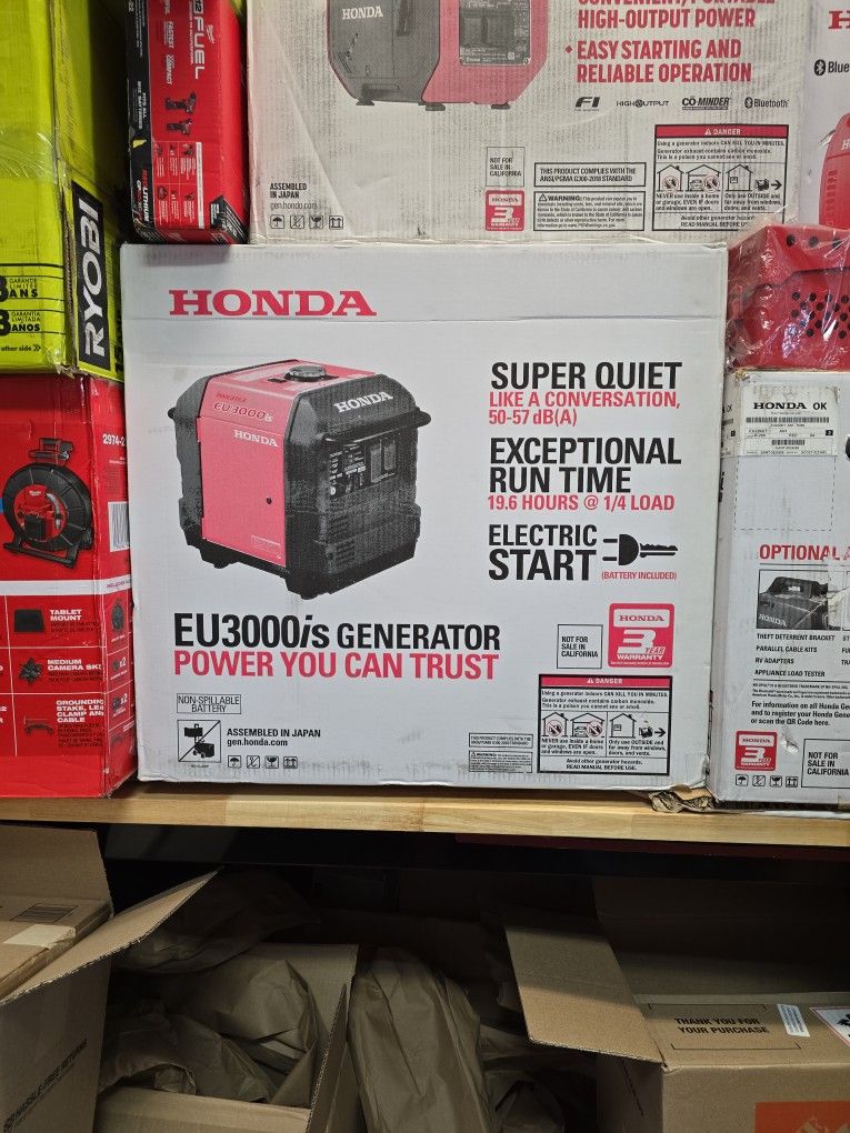 Brand New HONDA EU3000IS Inverter Generator Super Quiet 30A RV Connection, New, Financing Available