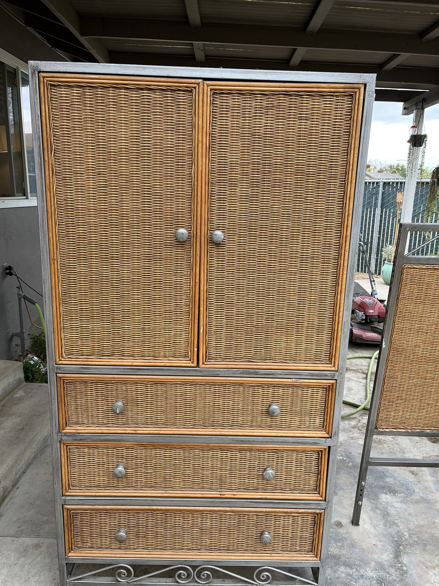 Pier 1 Miranda Wood Bedroom Set