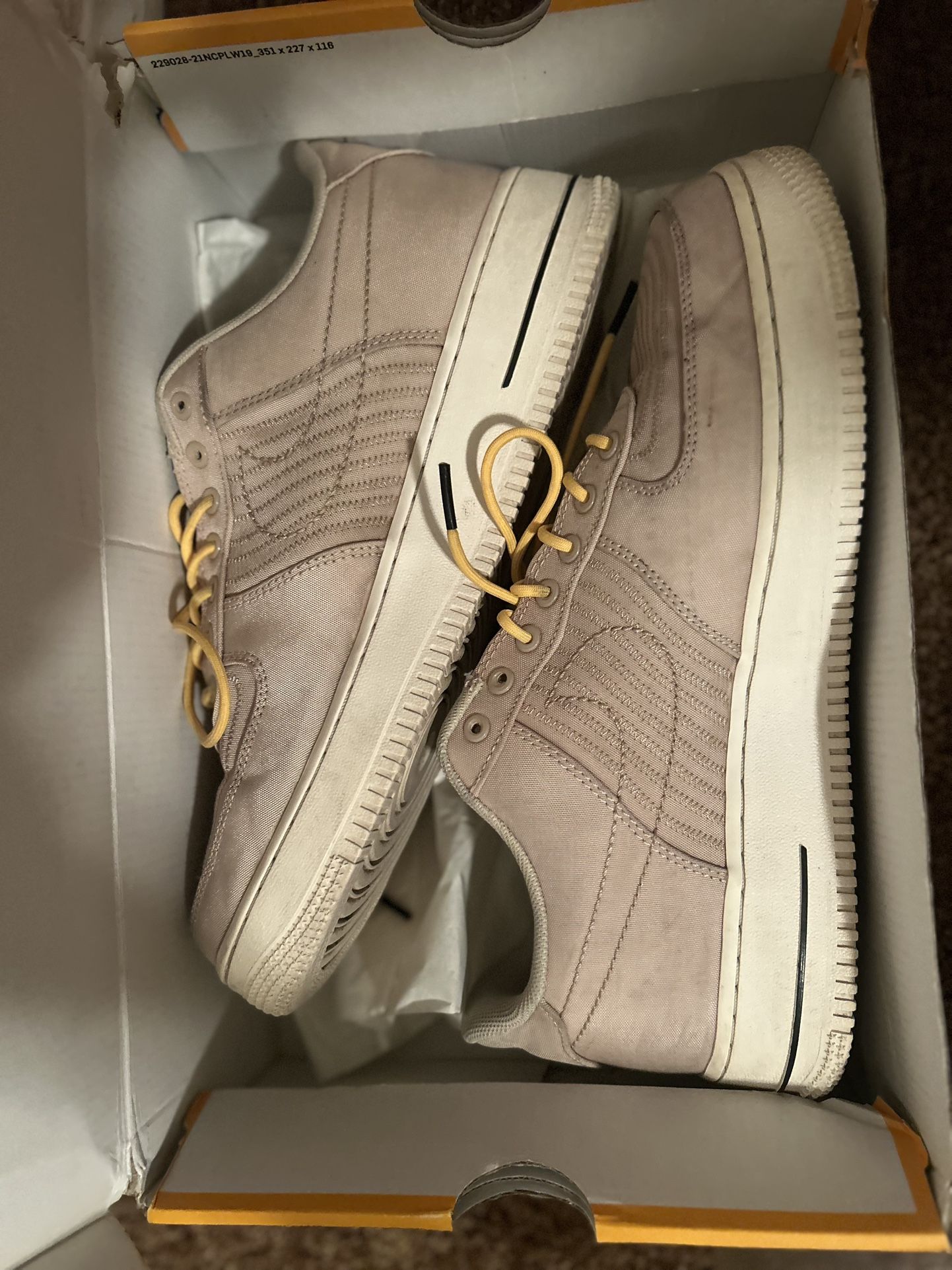 Nike Air Force 1 Low '07 LV8