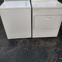 Kenmore -washer and whirlpool electric dryer set!!