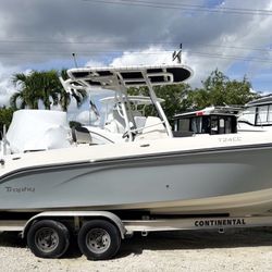 Brand new Bayliner Trophy 24 CC powered by Mercury 250 hp V8