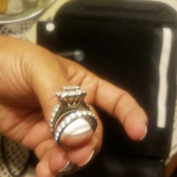 Set Of 10k White  Gold Diamond Ring