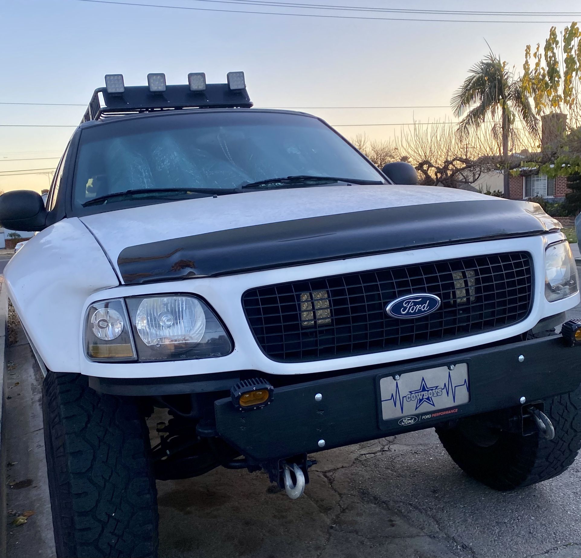 Ford Expedition Baja Style Front 