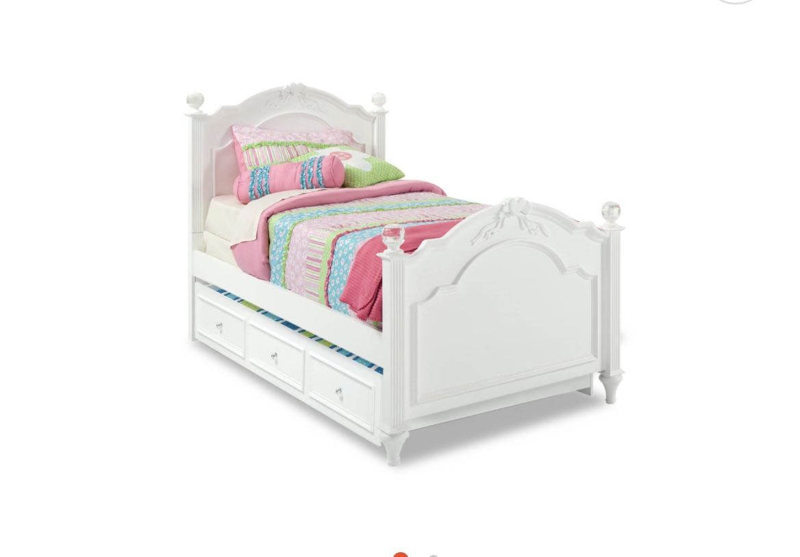 DOUBLE TWIN SIZE BED + MATTRESSES 