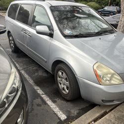 2008 Kia Sedona 