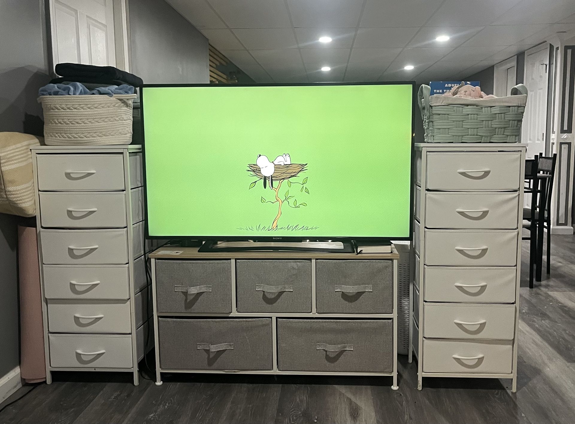 TV