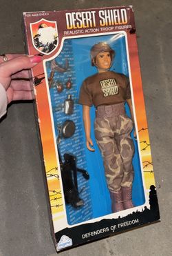 VINTAGE COLLECTIBLE & RARE ‘DESERT SHIELD’ - 1991 - NIB- Male Action Figurine  - NIB - ORIGINAL - NIB - Men’s Figurine With Combat Accessories- RARE!
